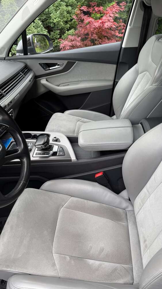 Q7
