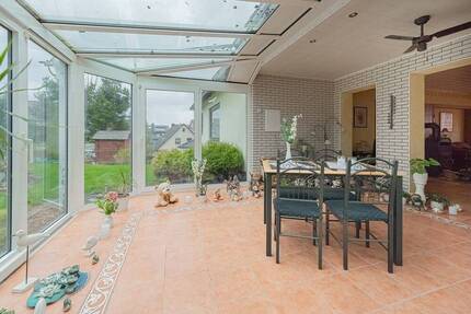 Bungalow mit Souterrain in bester Wohnlage nähe Wald und Zentrum 5 zimmer