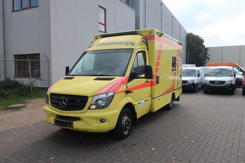 Mercedes-Benz Sprinter 311.255 km 11.900 € Hannover 30179