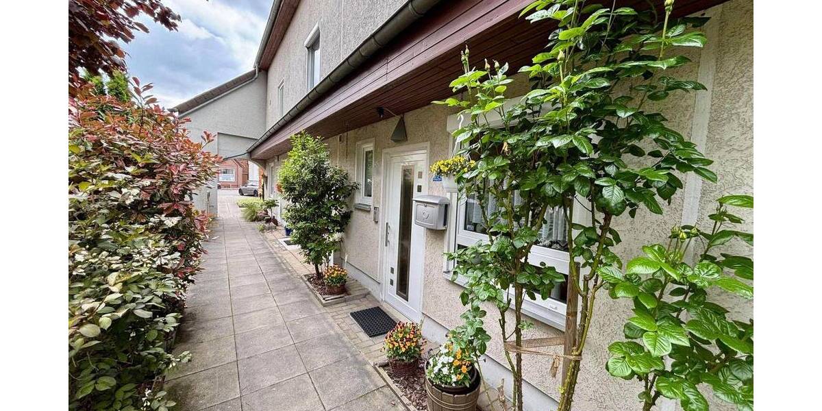 Reihenmittelhaus Hannover Wettbergen - 6 Zimmer, 114 m&sup2;, 396.000&euro; | Angebot:26875273