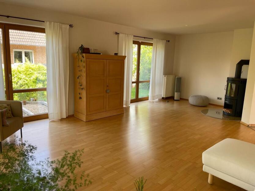 Helle, geräumige 4-Zimmer-DHH mit gehobener Innenausstattung zimmer