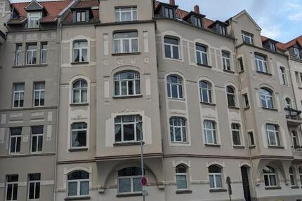 4 Zimmer 125 m² Moltkeplatz, vermietet