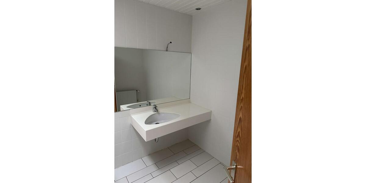 Doppelhaushälfte mit Garten und Garage 3 zimmer