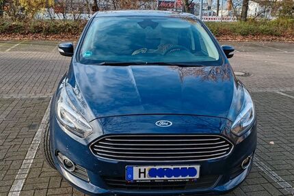Ford S-Max 238.000 km 8.900 € Hannover 30657