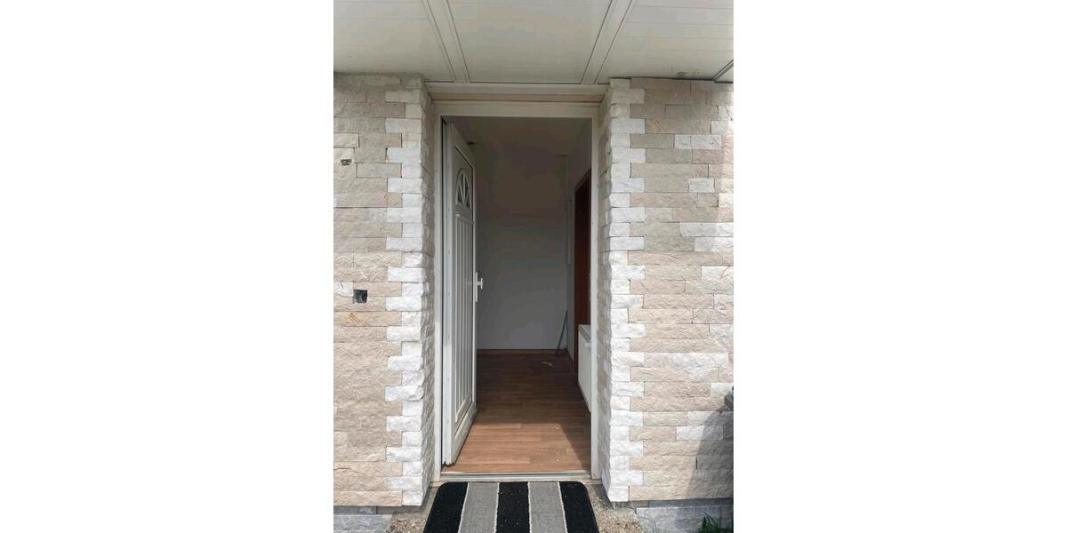 Etagenwohnung Seelze - 5 Zimmer, 95 m&sup2;, 1.500&euro; | Angebot:26256635