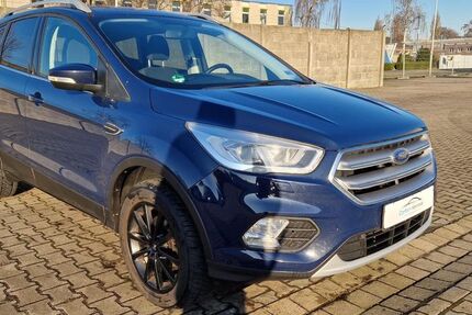 Ford Kuga 202.000 km 7.400 &euro; Hannover 30179