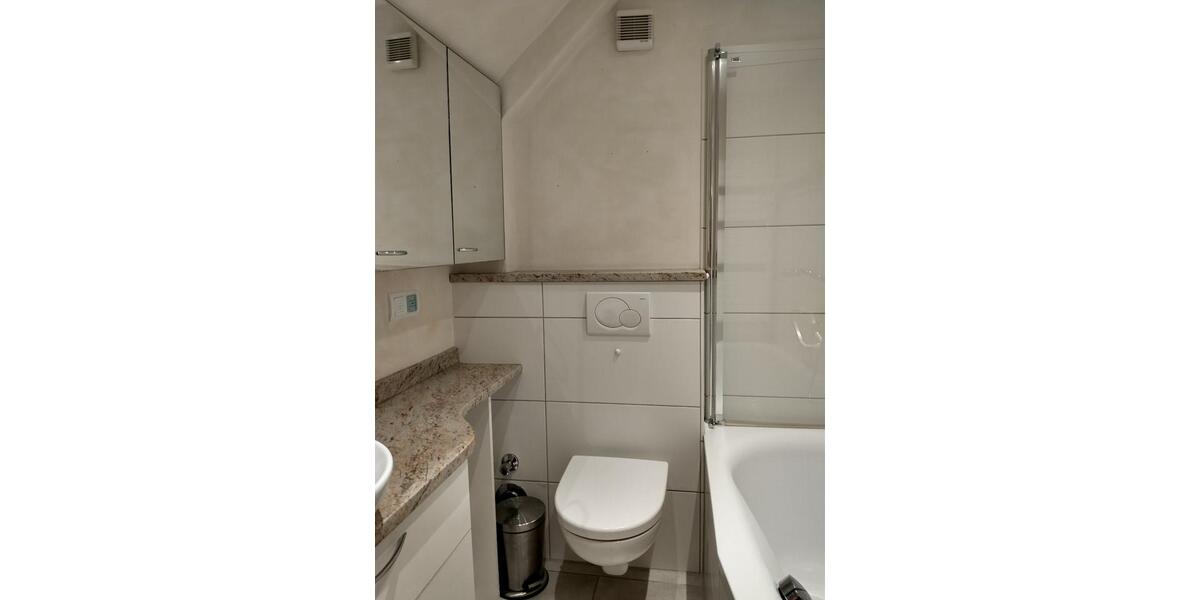 Helle 2,5-Zimmer-Wohnung mit großem Balkon in Kirchrode 2.5 zimmer