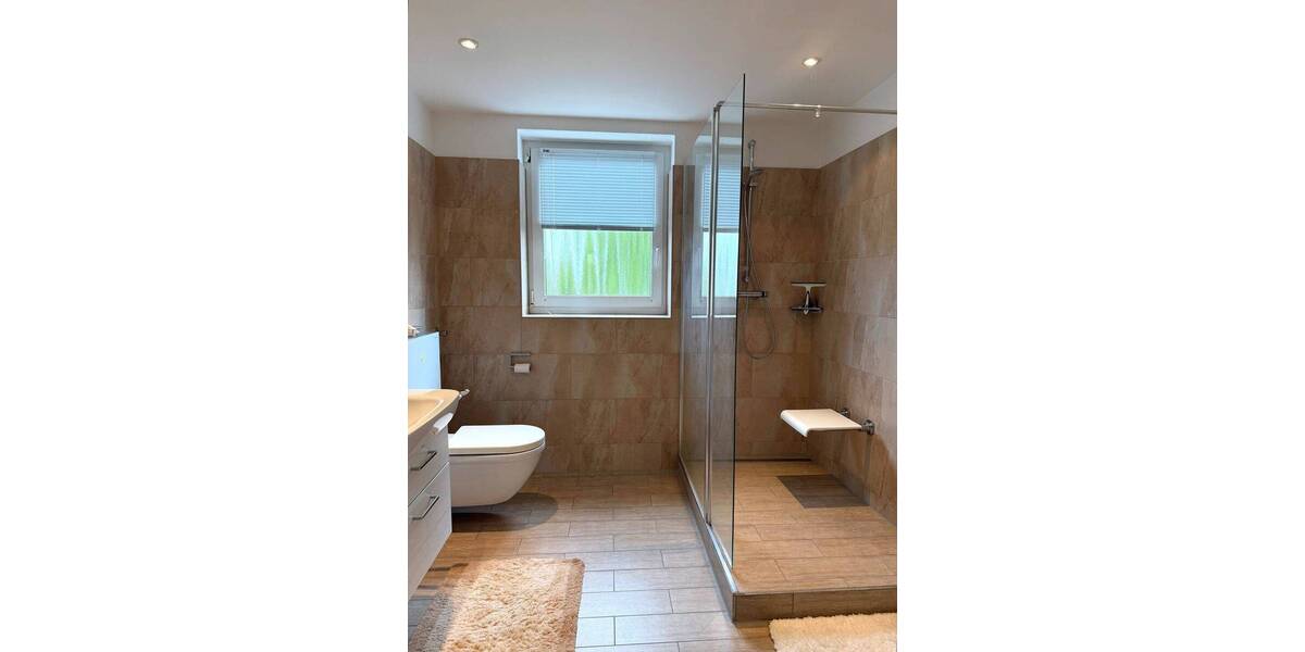 Einfamilienhaus Isernhagen Isernhagen N.B. - 8 Zimmer, 182 m&sup2;, 680.000&euro; | Angebot:26703124