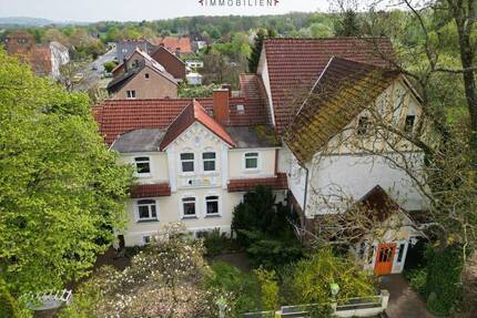30890 Barsinghausen - Hotel mit Weinkeller, Grotte, Restaurant und Potential