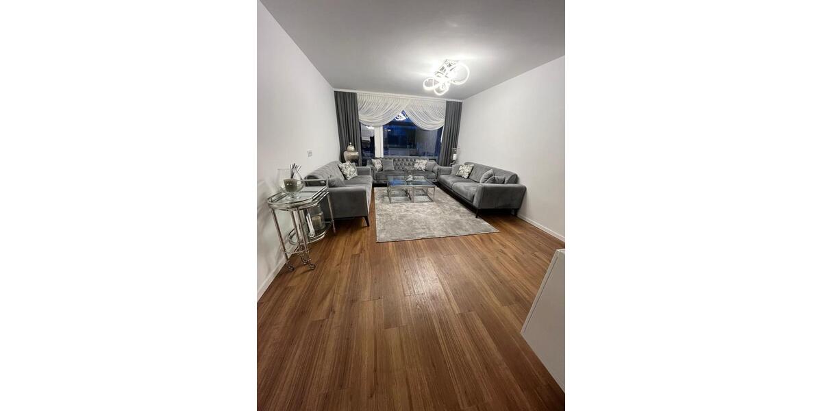 Reihenhaus Garbsen - 6 Zimmer, 180 m&sup2;, 460.000&euro; | Angebot:26171656