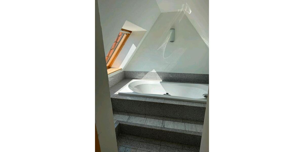 Reihenhaus Burgwedel - 5 Zimmer, 100 m&sup2;, 1.100&euro; | Angebot:27610329