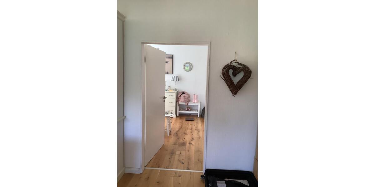 Erdgeschoßwohnung Wedemark - 4 Zimmer, 130 m&sup2;, 265.000&euro; | Angebot:26894337
