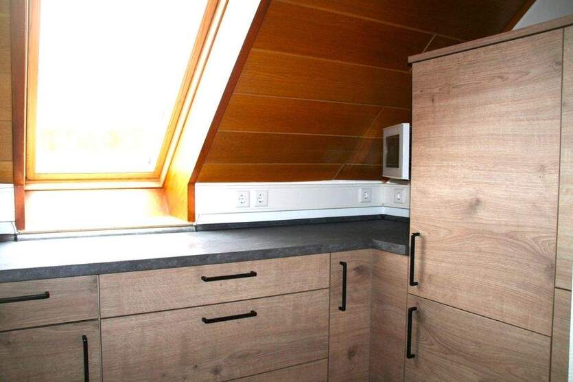 Großzügiges Wohnen in Grasdorf + Stellplatz ... !!! 2 zimmer