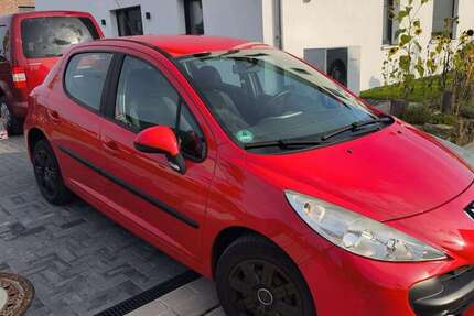 Peugeot 207 160.088 km 2.100 &euro; Springe 31832