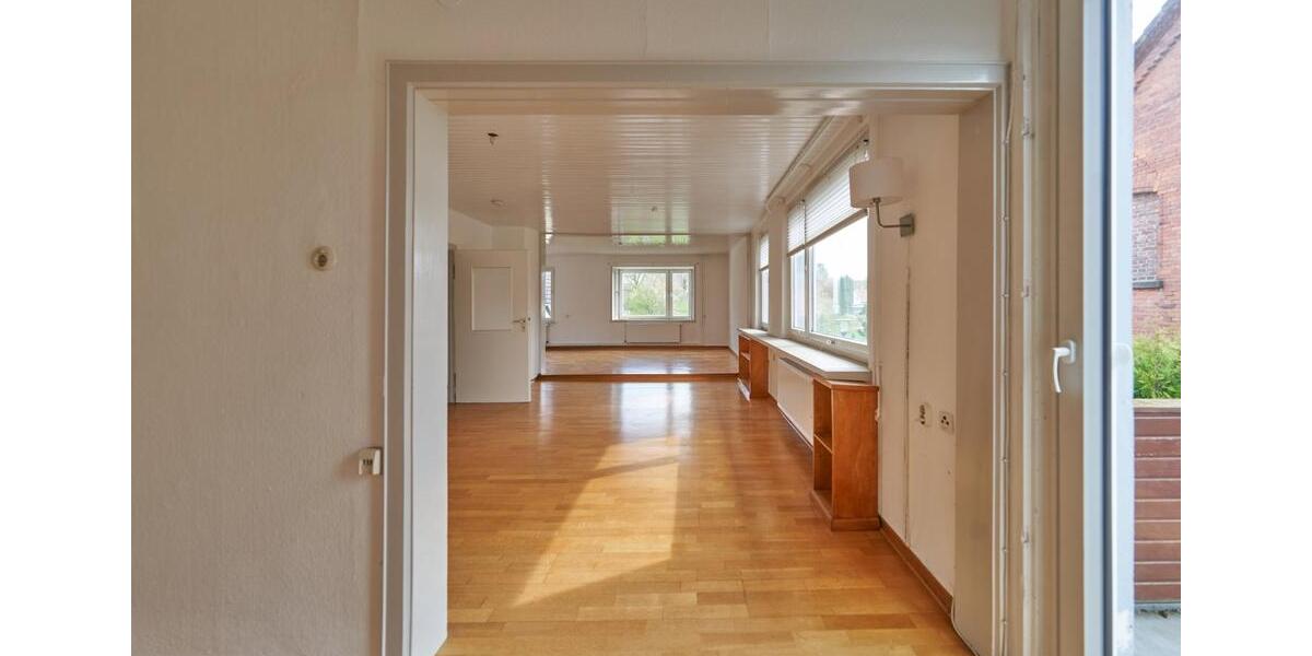 Etagenwohnung Hannover Vahrenwald-List - 4 Zimmer, 132 m&sup2;, 925&euro; | Angebot:26516027