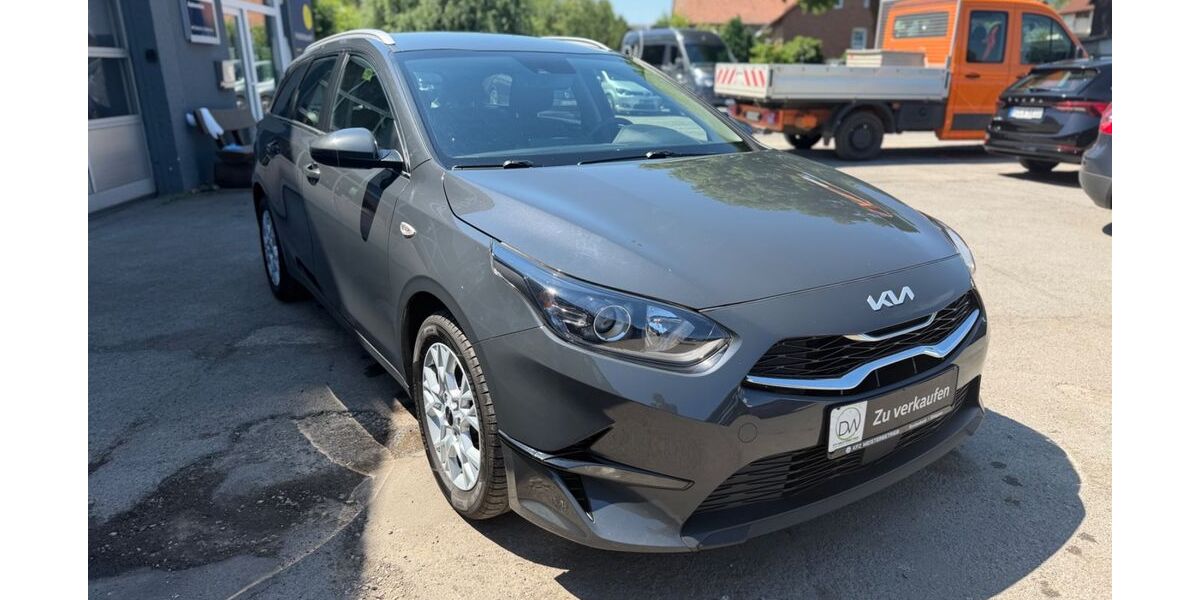 Kia ceed / Ceed 111.184 km 15.900 &euro; Springe 31832