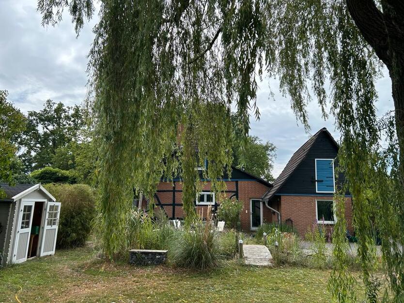 Süßes Fachwerkhaus in Wettmar zu vermieten zimmer