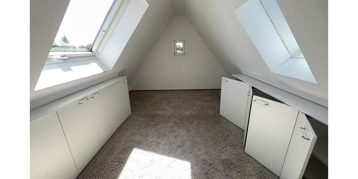 Arnum: DHH mit gr.Garten, Dachterrasse & 2 Garagen - Ideal f. Familie oder Mehrgenerationenwohnen 7 zimmer