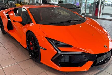 Lamborghini Revuelto 1.320 km 545.800 € Hannover 30655