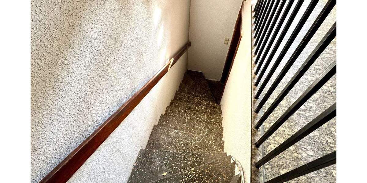 Reihenmittelhaus Hannover Limmer - 4 Zimmer, 92 m&sup2;, 329.000&euro; | Angebot:25746342