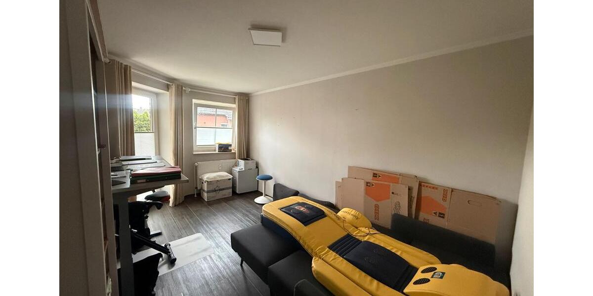Erdgeschoßwohnung Garbsen - 3 Zimmer, 80 m&sup2;, 1.000&euro; | Angebot:26617800