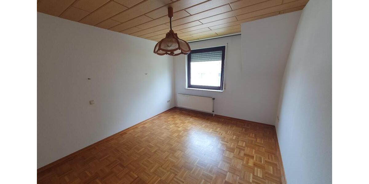 Etagenwohnung Seelze - 3 Zimmer, 91 m&sup2;, 250.000&euro; | Angebot:26901907