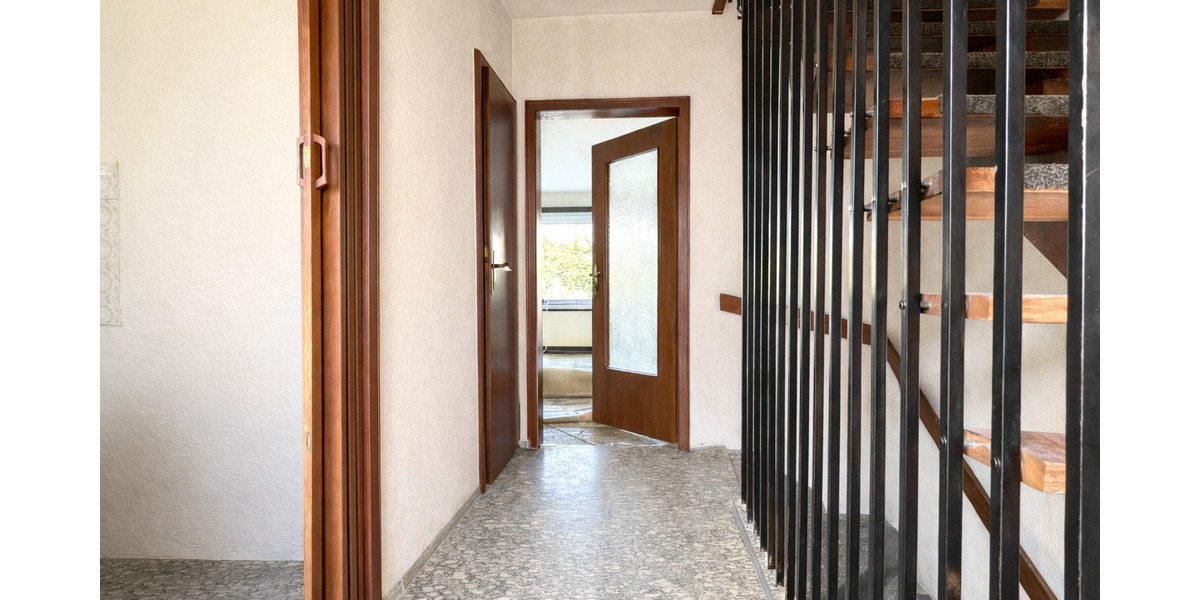 Reihenmittelhaus Hannover Limmer - 4 Zimmer, 92 m&sup2;, 329.000&euro; | Angebot:25746342