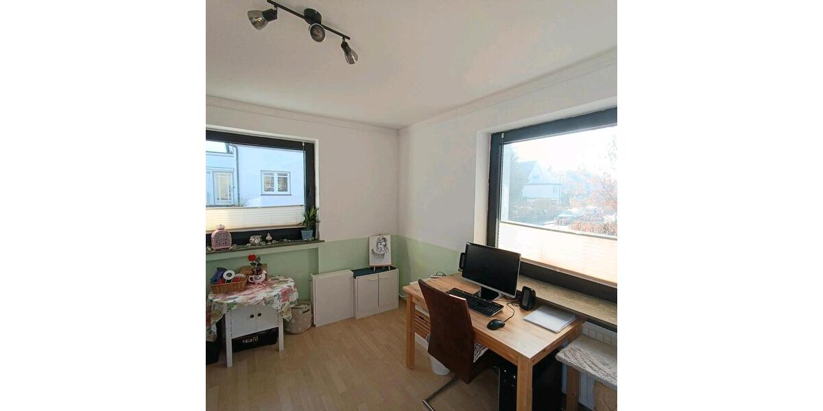 Hochparterre Neustadt am Rübenberge - 3 Zimmer, 77 m&sup2;, 899&euro; | Angebot:25368300