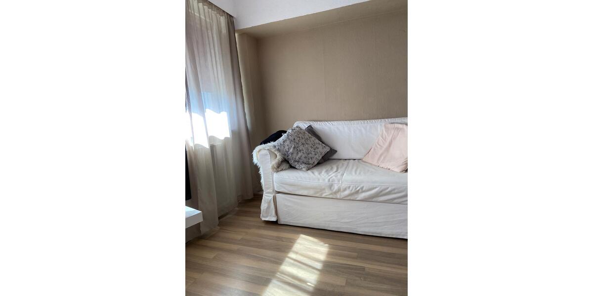 Etagenwohnung Hannover Döhren-Wülfel - 1 Zimmer, 34 m&sup2;, 600&euro; | Angebot:27614572