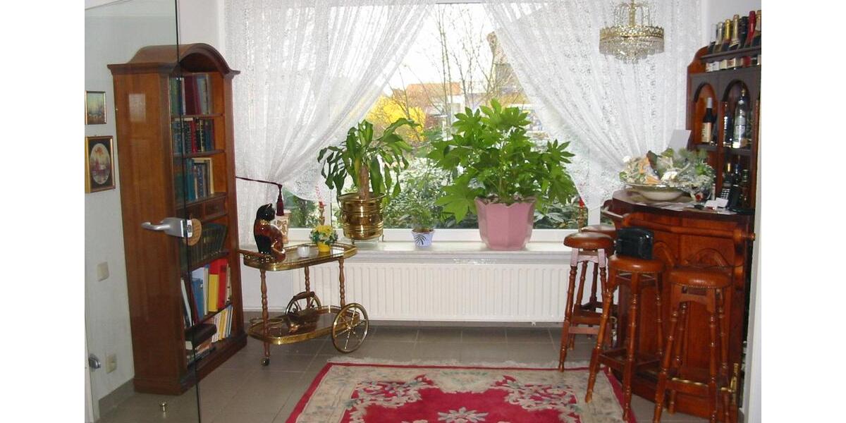 Einfamilienhaus Garbsen Berenbostel - 4 Zimmer, 200 m&sup2;, 2.000&euro; | Angebot:26289312