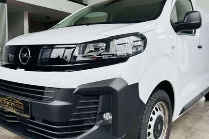 Opel Vivaro 14.000 km 22.990 &euro; Seelze 30926