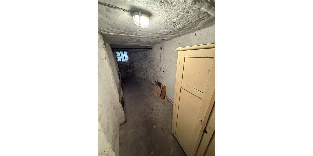 4-Zimmeraltbauwohnung in der wunderschönen Goebenstr. in der List zu vermieten 4 zimmer