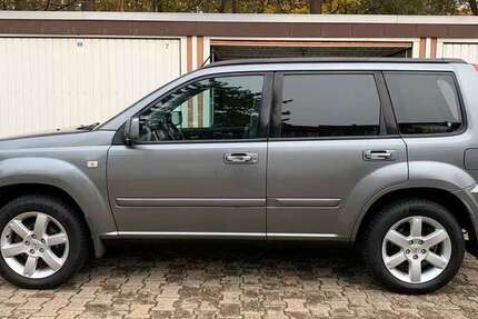 Nissan X-Trail 217.200 km 3.350 &euro; Wunstorf 31515