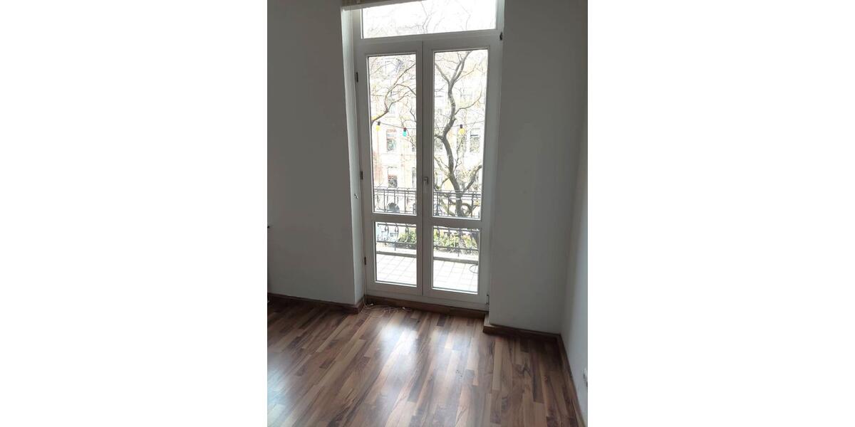 Etagenwohnung Hannover Vahrenwald-List - 2 Zimmer, 110 m&sup2;, 1.890&euro; | Angebot:26545120