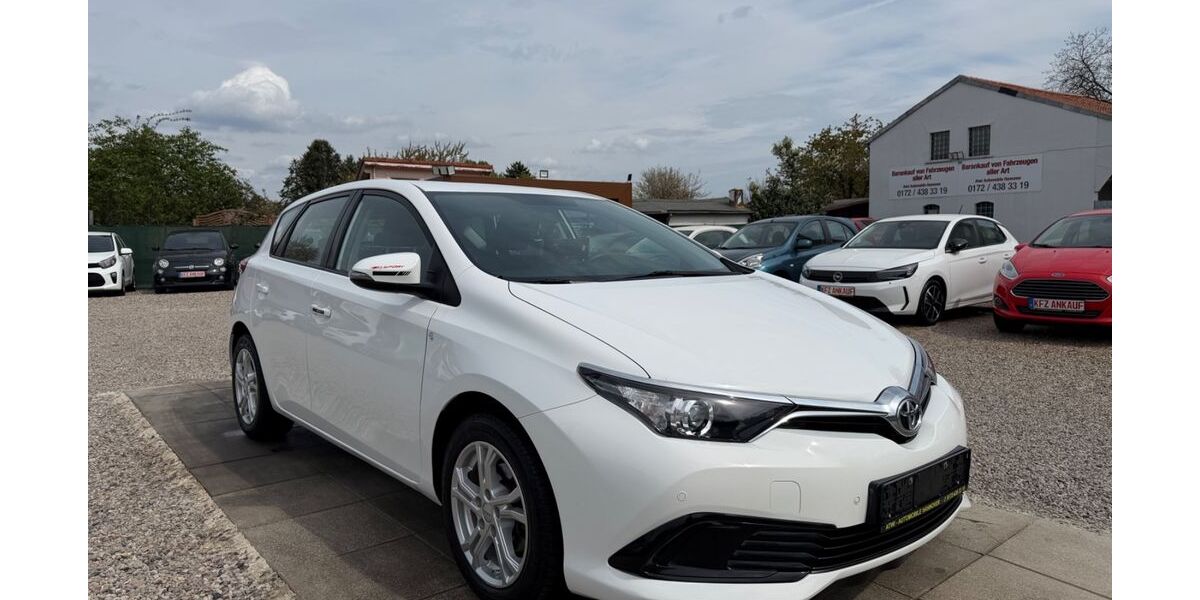 Toyota Auris 55.000 km 10.999 &euro; Hannover 30163