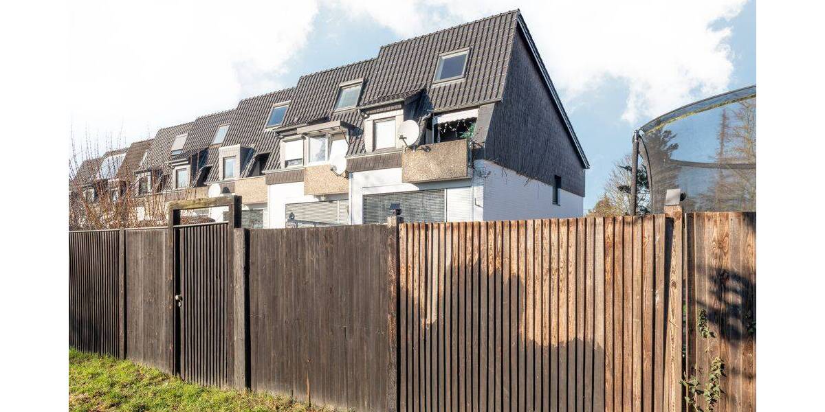 Reihenendhaus Lehrte - 7 Zimmer, 146 m&sup2;, 299.900&euro; | Angebot:26886370