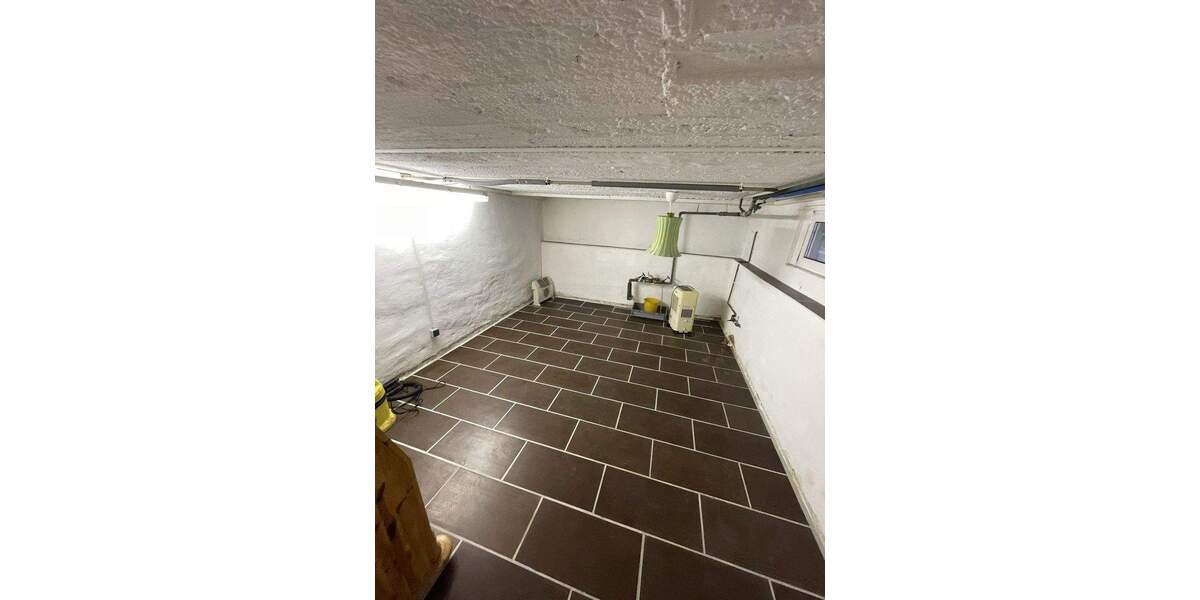 Arnum: DHH mit gr.Garten, Dachterrasse & 2 Garagen - Ideal f. Familie oder Mehrgenerationenwohnen 7 zimmer