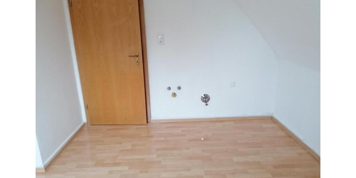 Dachgeschoßwohnung Bad Münder am Deister - 2 Zimmer, 34 m&sup2;, 234&euro; | Angebot:27593720