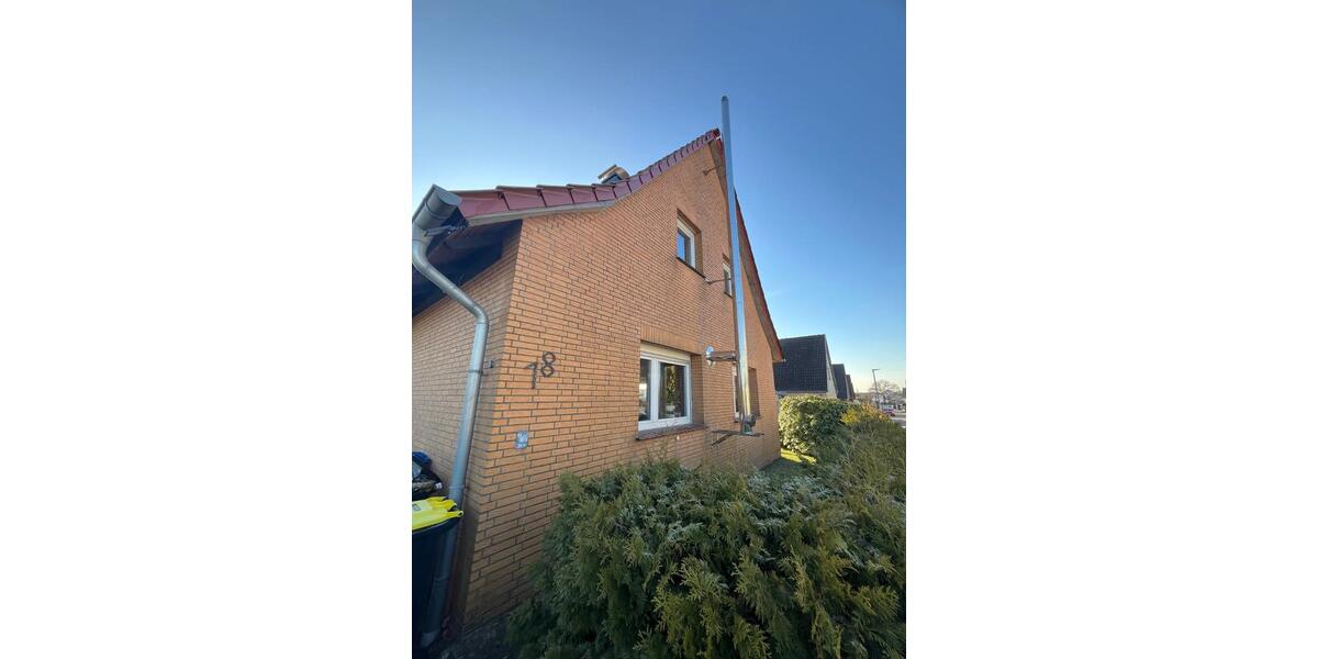 Einfamilienhaus mit Ausbaupotenntial in Eilvese 4 zimmer