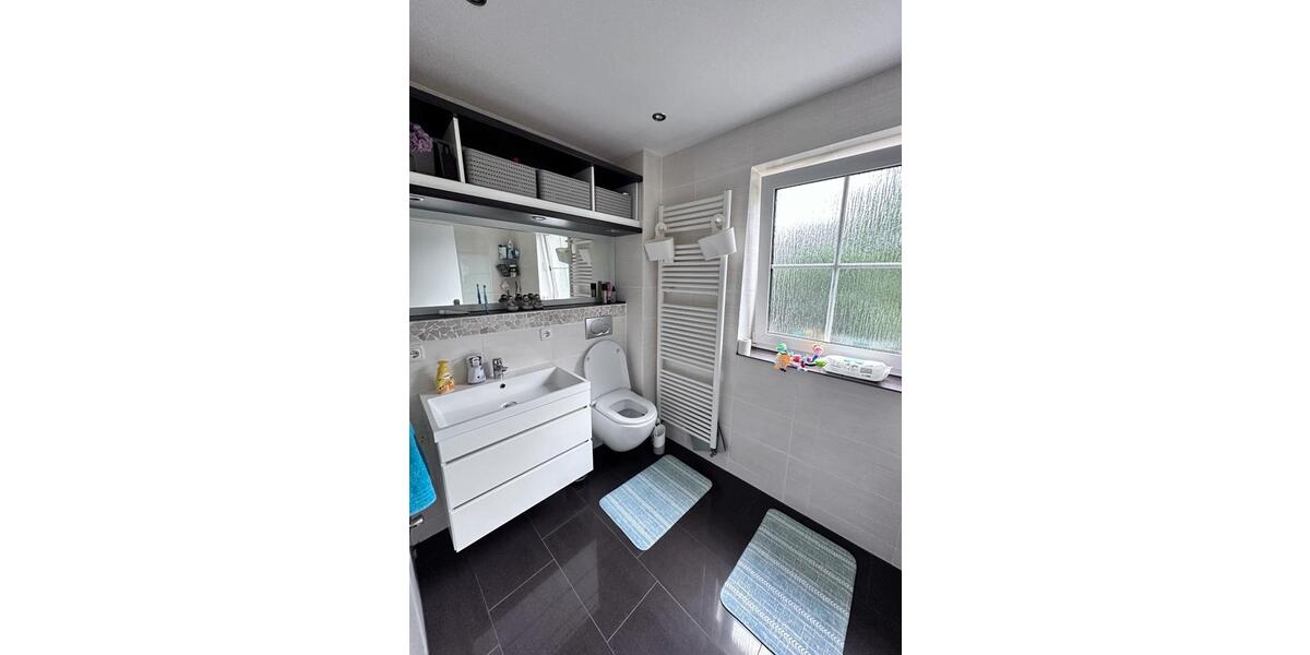 Erdgeschoßwohnung Garbsen - 3 Zimmer, 80 m&sup2;, 1.000&euro; | Angebot:26617800