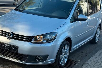 VW Touran 192.000 km 6.800 € Hannover 30150