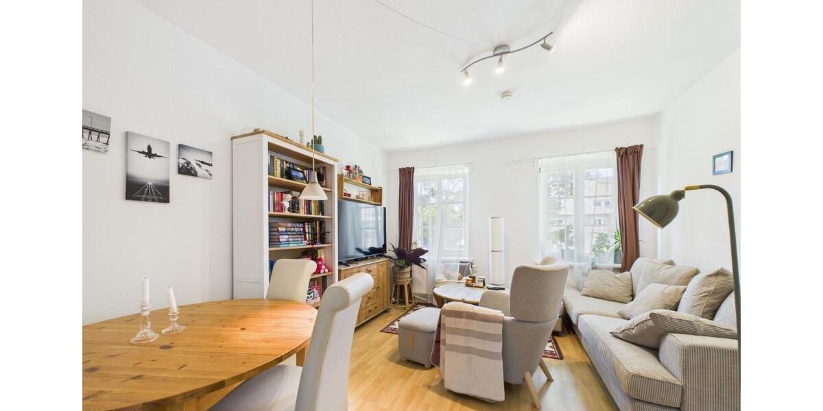 Wohnen im Grünen – möbl. 3-Zi.-Wohnung m. Waldblick in Hildesheim 3 zimmer