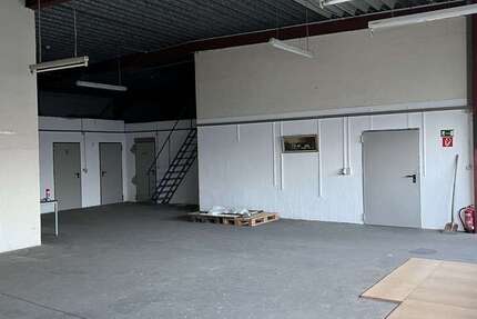 Halle in Sarstedt 2.500 € 450 m² zimmer