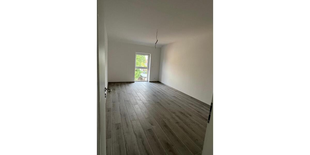 Doppelhaushälfte Lehrte - 7 Zimmer, 188 m&sup2;, 2.260&euro; | Angebot:26122505