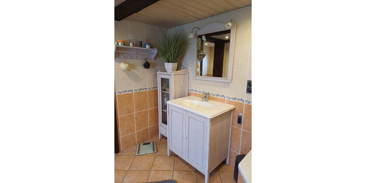Doppelhaushälfte Lauenau - 5 Zimmer, 180 m&sup2;, 134.000&euro; | Angebot:26030550