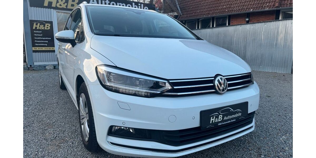 VW Touran 57.000 km 21.990 &euro; Seelze 30926