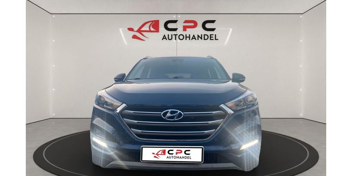 Hyundai TUCSON 150.000 km 11.800 &euro; Hannover 30179