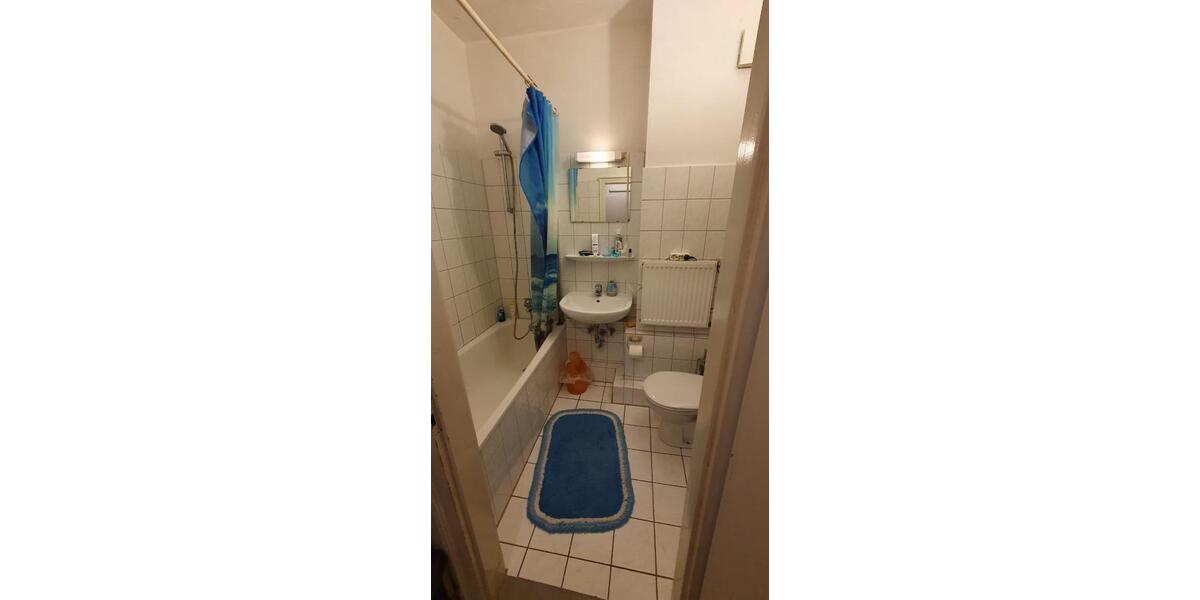 Dachgeschoßwohnung Hannover - 2 Zimmer, 75 m&sup2;, 750&euro; | Angebot:25311416
