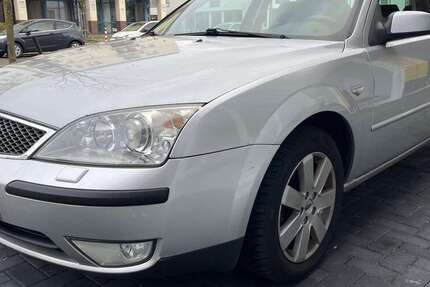 Ford Mondeo 162.000 km 2.200 € Hildesheim 31137