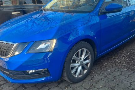 Skoda Octavia 330.000 km 5.300 &euro; Hannover 30159